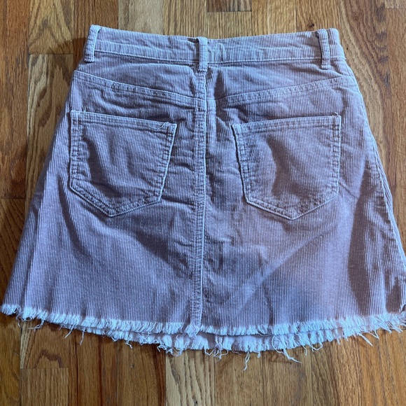 Brandy Melville Corduroy skirt - Picture 6 of 6